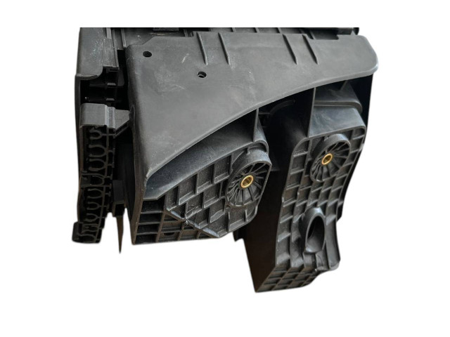 Блок предохранителей 1K0937125D, 1K0937132F Audi Q3 8U