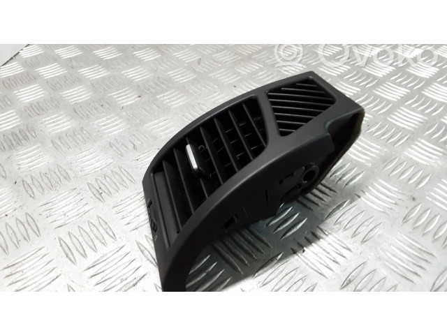 Боковая воздушная решётка