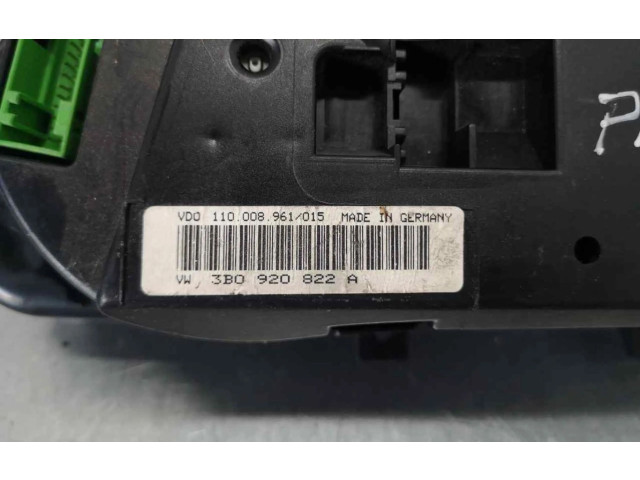 Přístrojová deska Volkswagen PASSAT 3B0920822A