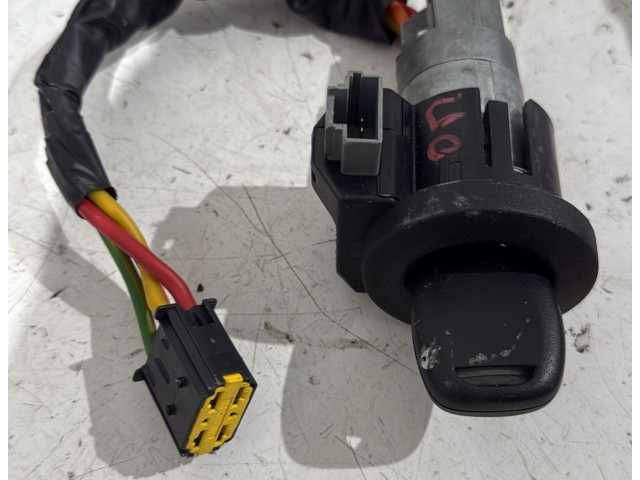 Комплект блоков управления    Renault Clio III