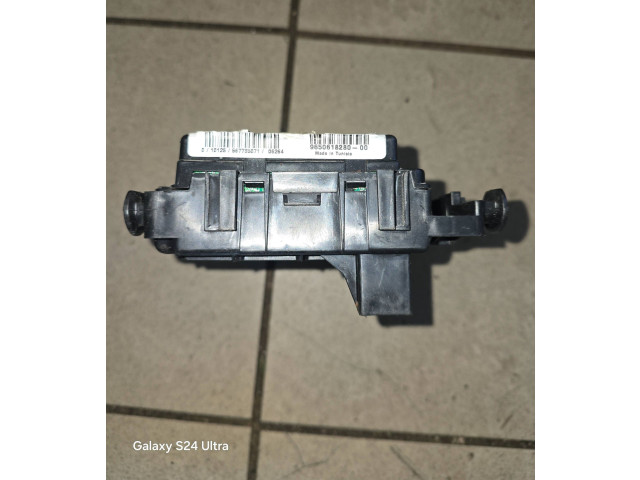 Pojistková skříňka U118470005, BSMB5 Citroen Berlingo 2006