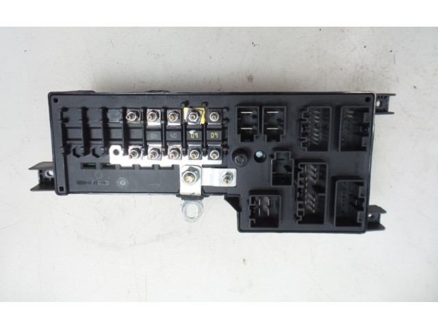 Блок предохранителей     Volvo V70    