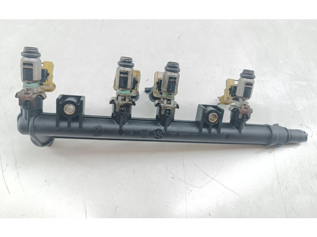 Vstřikovací lišta 3219018301 Fiat Punto (188)