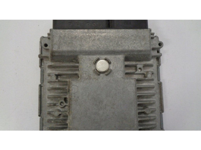Блок управления двигателя 03F906070GN, 5WP44870 Audi A1