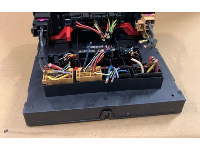 Блок комфорта 3C0937049AD, F005V00630 Volkswagen Caddy