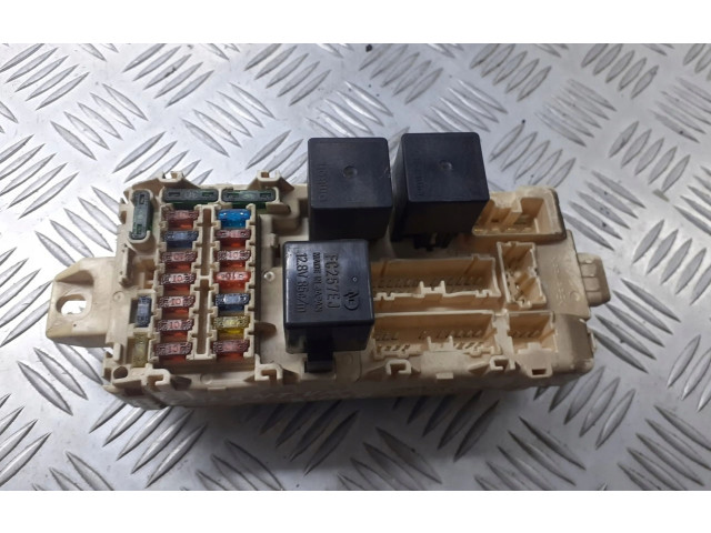 Блок предохранителей MR40589 Mitsubishi Galant