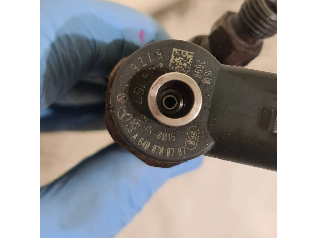 Vstřikovač A6400700787 Mercedes-Benz A W169 pro naftový motor 2.0 640940