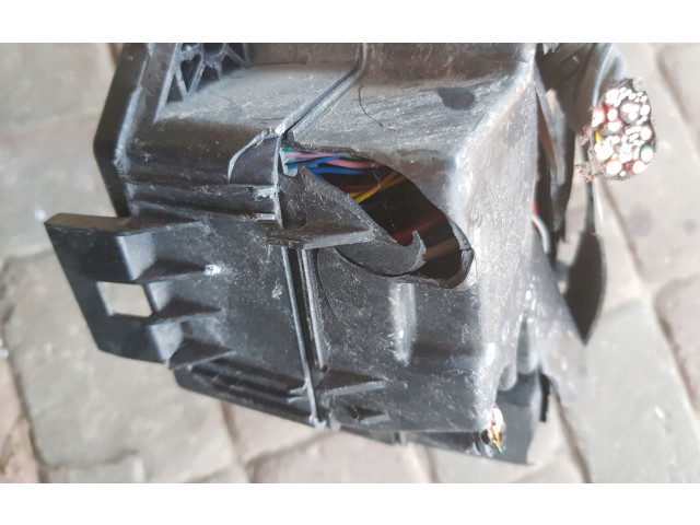 Блок предохранителей KIA Sorento