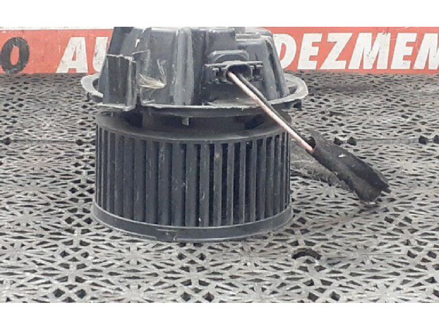 Вентилятор печки Dacia Logan I