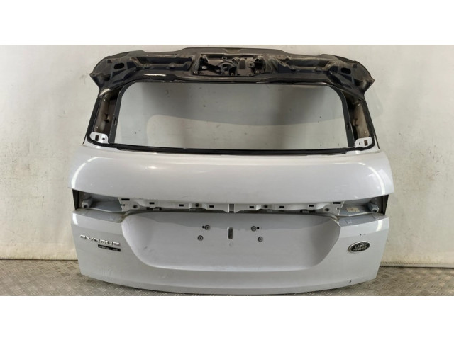 Задняя крышка (багажника)