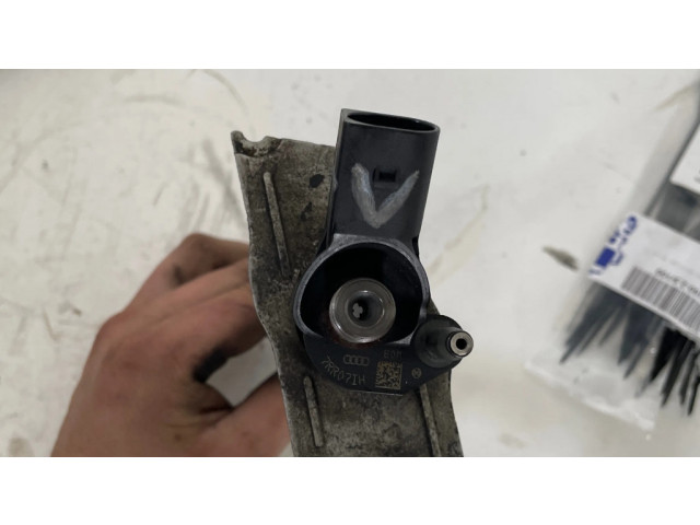 Vstřikovač 0445116, 059130   Audi A4 S4 B8 8K  pro naftový motor 2.7  