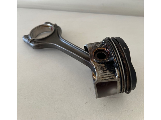 Píst Volkswagen T-Roc DLA