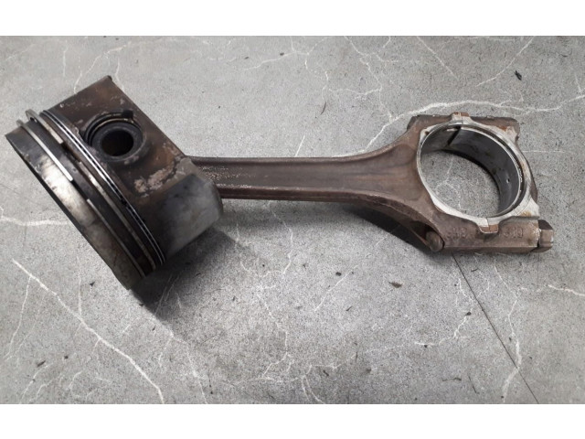 Píst Volkswagen Caddy