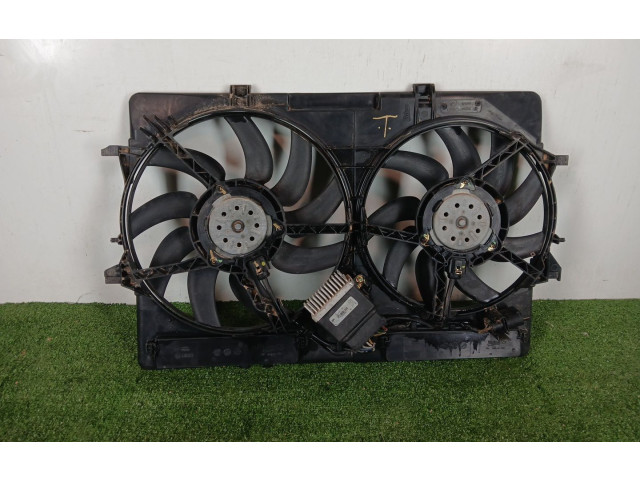 Вентилятор радиатора 8K0121003M Audi A4 Allroad