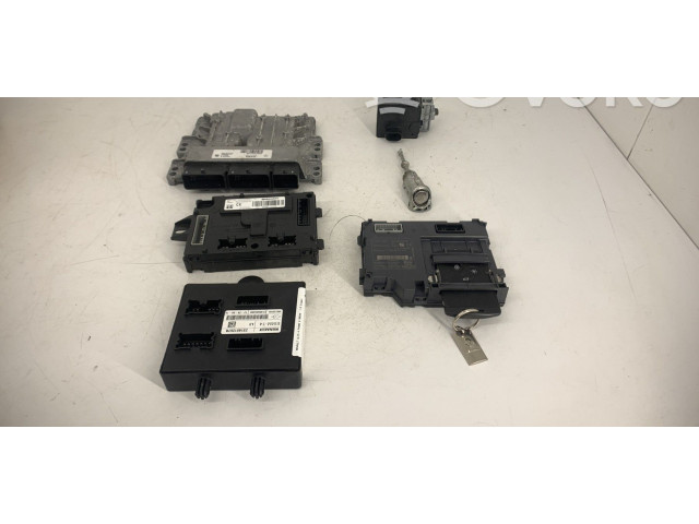 Комплект блоков управления 237109184R   Renault Clio IV