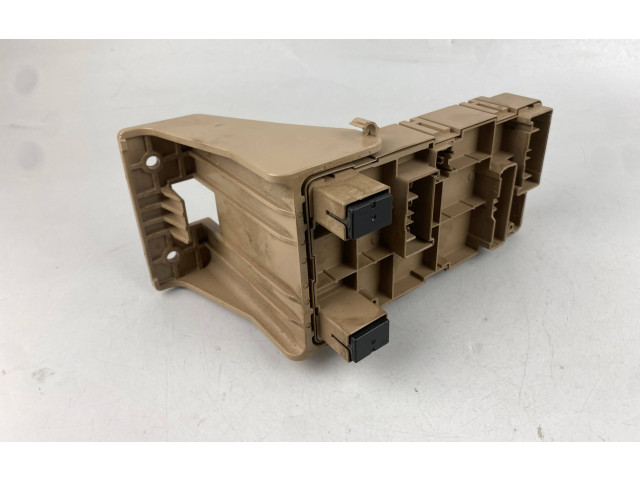 Pojistková skříňka 82201AG010 Subaru Legacy 2008