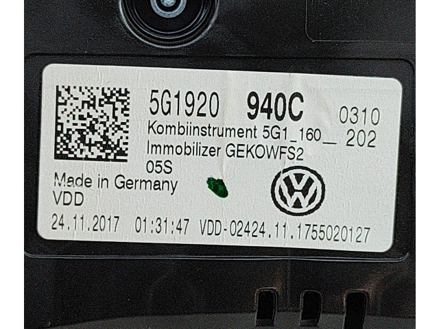 Панель приборов 5G1920940C, A2C12301800 Volkswagen Golf VII