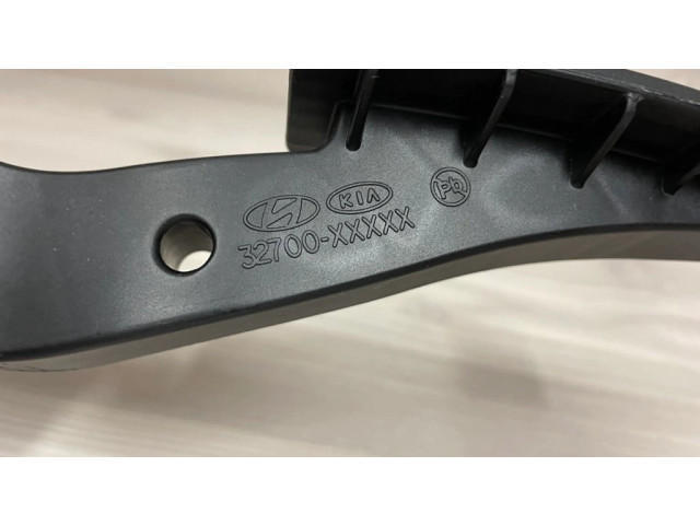 Педаль акселератора