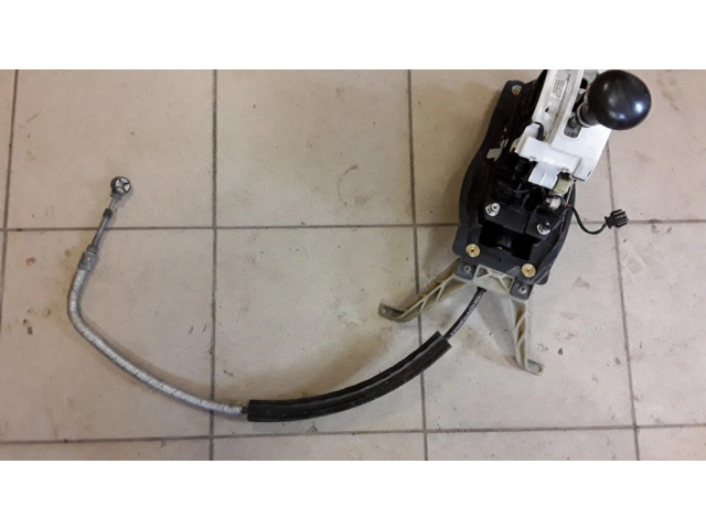 Механизм переключения передач (кулиса) (в салоне)