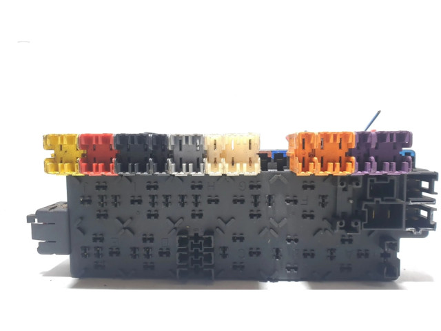 Pojistková skříňka A0205451732 Mercede-Benz S W220 2000