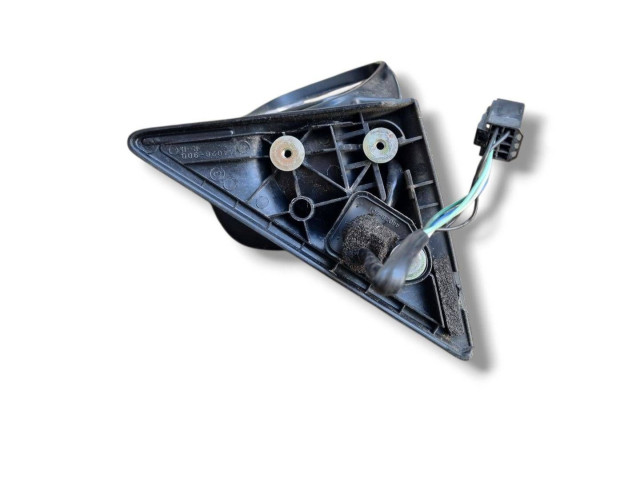 Зеркало электрическое Subaru Forester SG 2003 - 2005 года