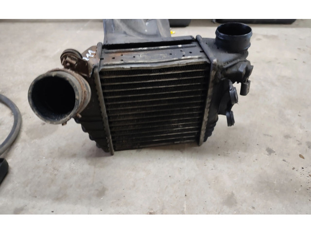 Интеркулер Volkswagen Golf IV