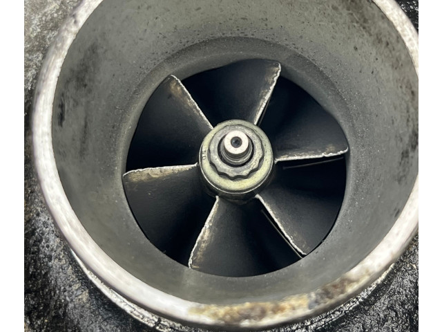  Турбина Volvo V70  8653146, GT2052V         