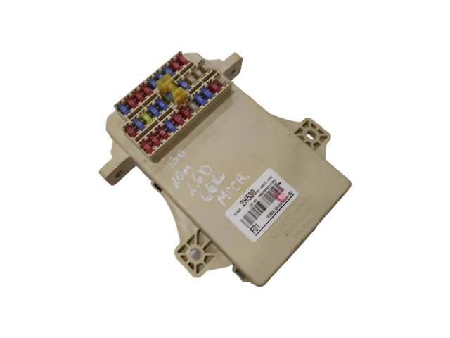 Pojistková skříňka 919502H530, 919502H500 Hyundai i30 2010