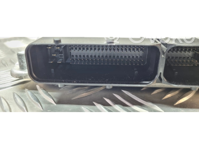 Řídící jednotka 06G906022A, 0261201137   Volkswagen Caddy 2006