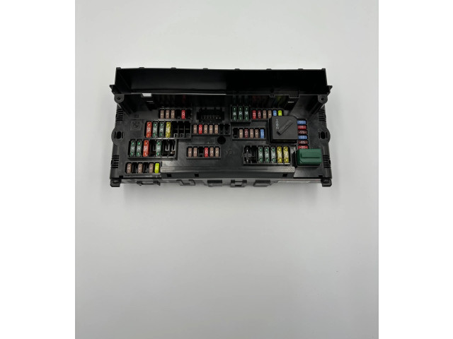 Блок предохранителей 9210863, 03018543 BMW X3 F25