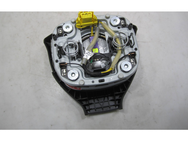 Подушка безопасности водителя 1K0880201BS, 001KC033H4E1   Volkswagen Golf Plus