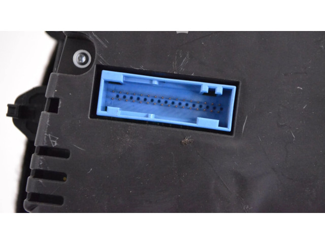 Панель приборов 8U0920980C Audi Q3 8U