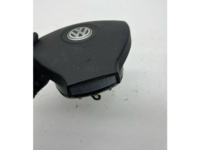 Подушка безопасности водителя 1k0971584 Volkswagen Caddy