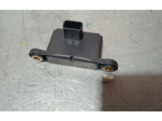 Блок управления двигателя 13505725   Chevrolet Cruze