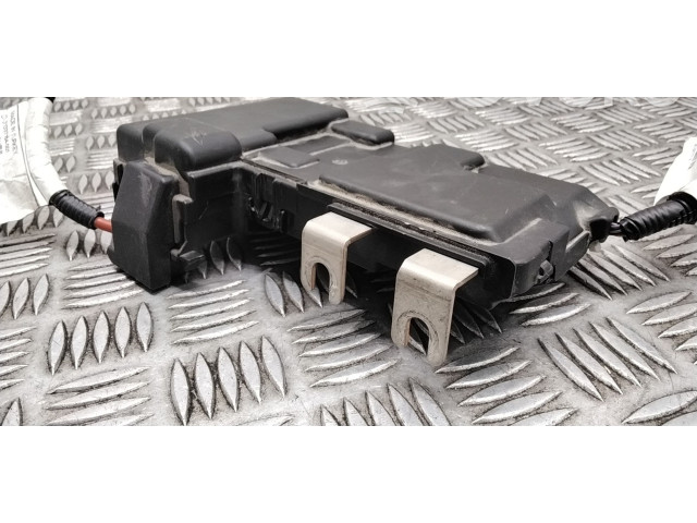 Блок предохранителей 31337182, 31327712   Volvo V70    