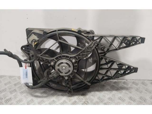 Вентилятор радиатора     882300200    Lancia Delta III 