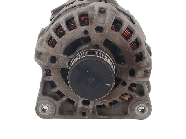 Генератор 231002949R Dacia Lodgy