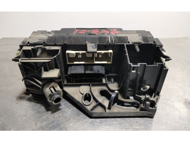 Рулевая рейка  Модуль блока управления кондиционером    Volkswagen Caddy 2004 - 2010 года