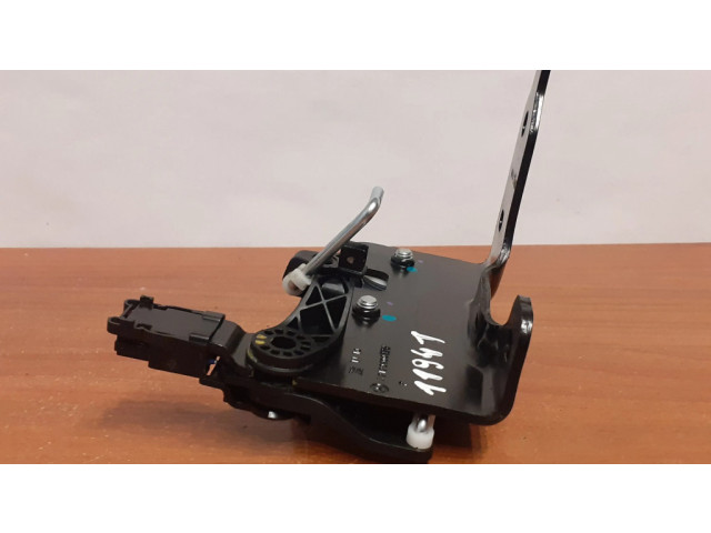 Другая деталь салона