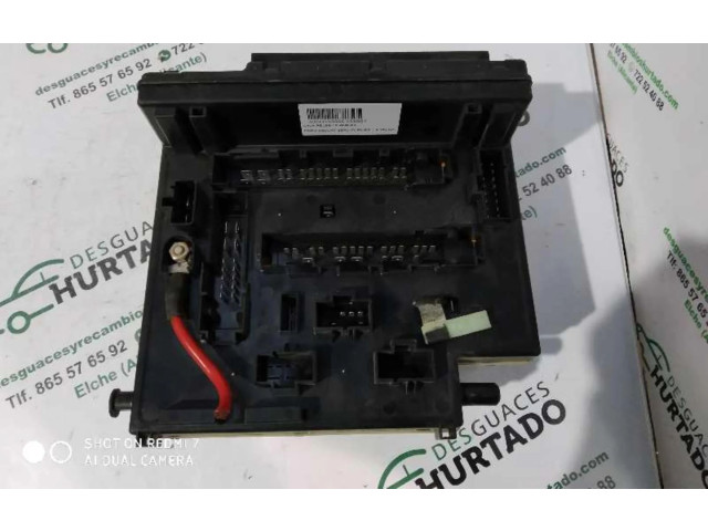 Блок предохранителей Rover Rover