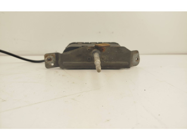 Моторчик стеклоочистителя 0390206216    Volvo S80