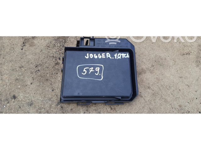 Блок комфорта 284B76520R Dacia Jogger