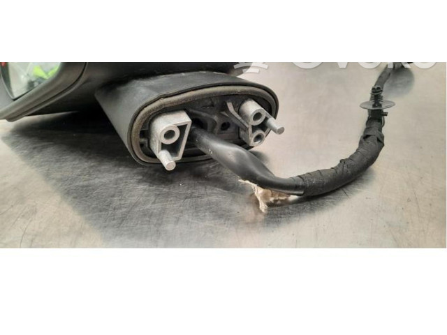 Зеркало электрическое Volvo XC40 - года