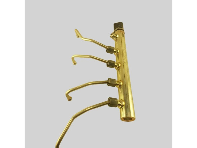 Vstřikovací lišta 1353758541113 BMW 5 G30 G31 pro naftový motor 2.0