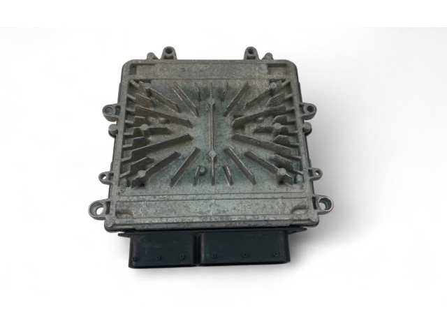 Блок управления двигателем Блок управления 31272462AA, 0281012765   Volvo V70