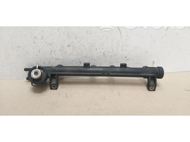 Топливная рампа 06A133317R, 037133317AK Skoda Fabia Mk1 (6Y) для двигателя AZL