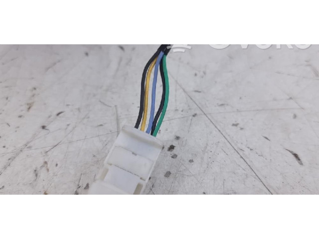 Зеркало электрическое        Dacia Sandero  2008 - 2012 года   