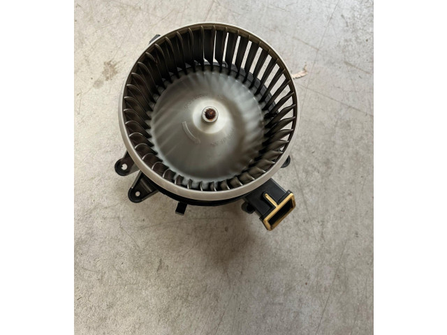 Вентилятор печки 5R2230100, 199B4000 Fiat 500L