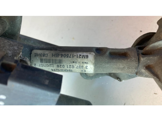 Двигатель стеклоочистителей