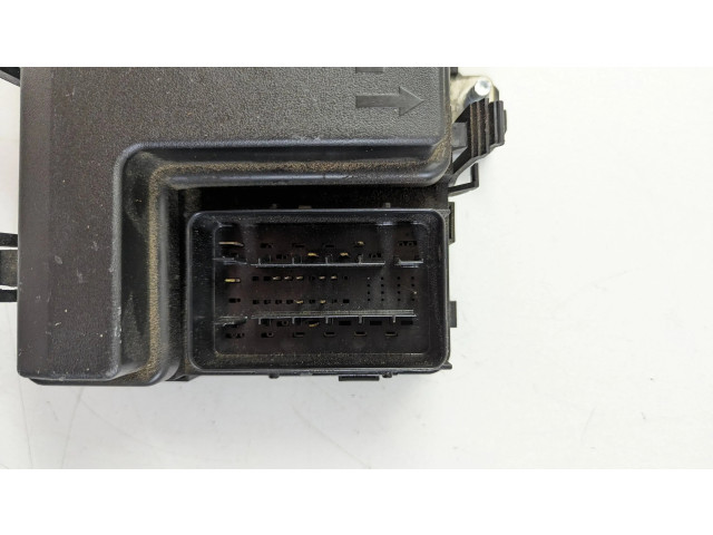 Блок предохранителей  FG9T14A067, 13480436   Ford Fusion II    